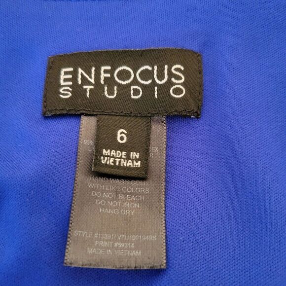 En Focus Studios Layered Floral Dress (Size 6) - Picture 6 of 8